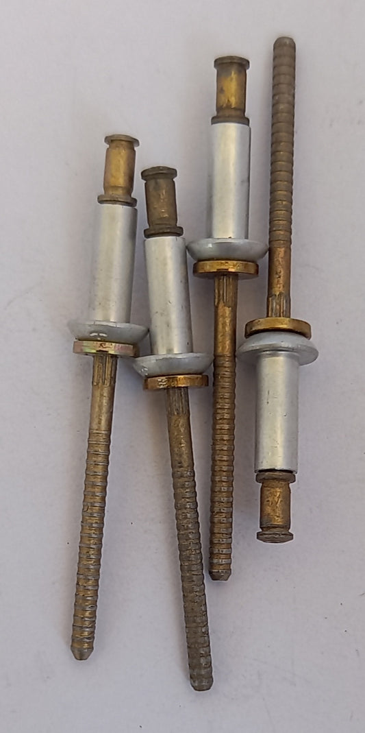 CR3213-4-4